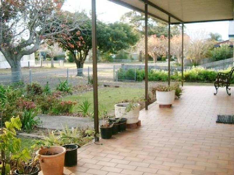 Duncan Street, Huskisson NSW 2540