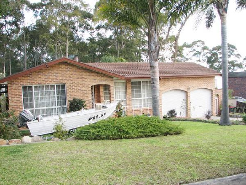 15 Rauch Close, St Georges Basin NSW 2540