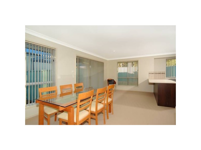 Hillcrest Avenue, Nowra NSW 2541