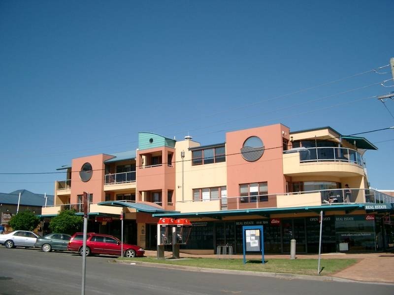2/62 Owen Street, Huskisson NSW 2540