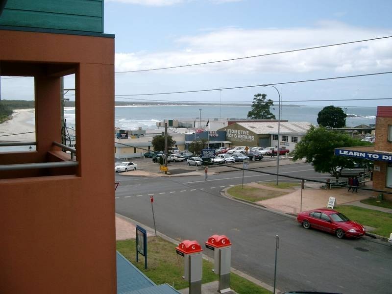2/62 Owen Street, Huskisson NSW 2540