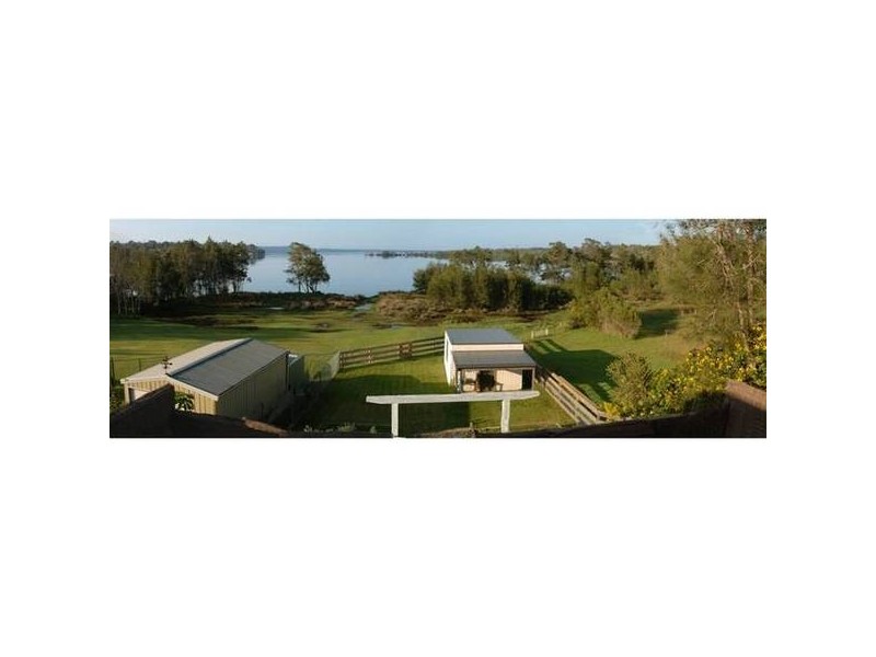 14 Caulfield Parade, Old Erowal Bay NSW 2540