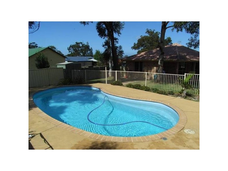 4 Keldie Close, St Georges Basin NSW 2540