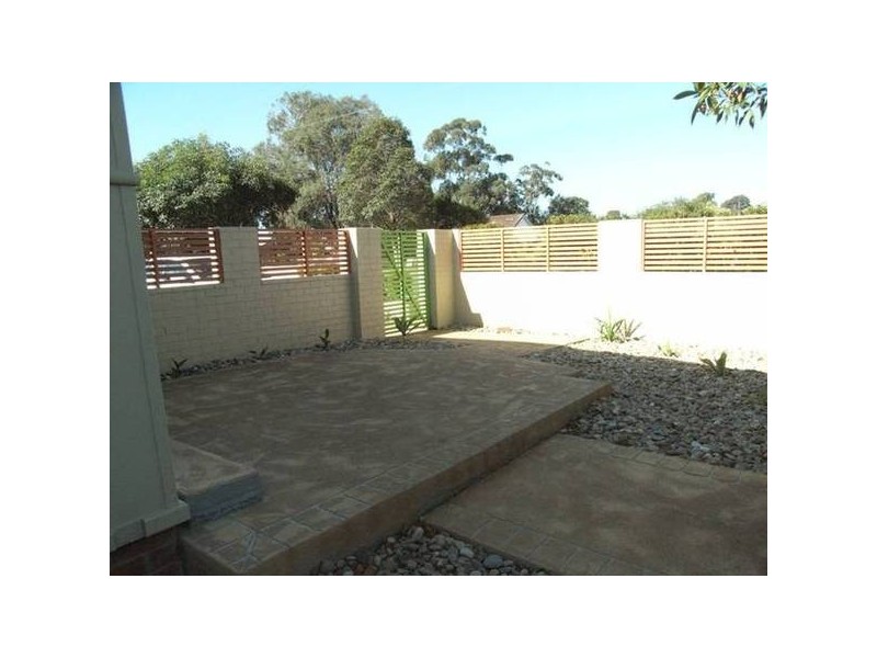 2/61 Hawke Street, Huskisson NSW 2540