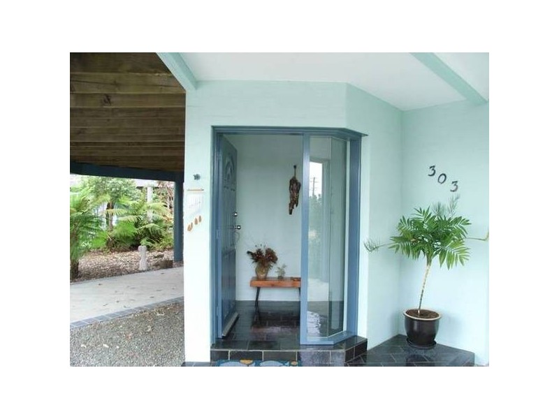 303 Elizabeth Drive, Vincentia NSW 2540