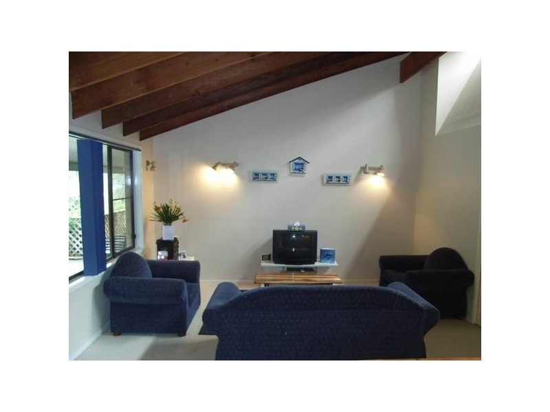403 Elizabeth Drive, Vincentia NSW 2540