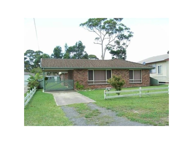 18 Beach Street, Vincentia NSW 2540