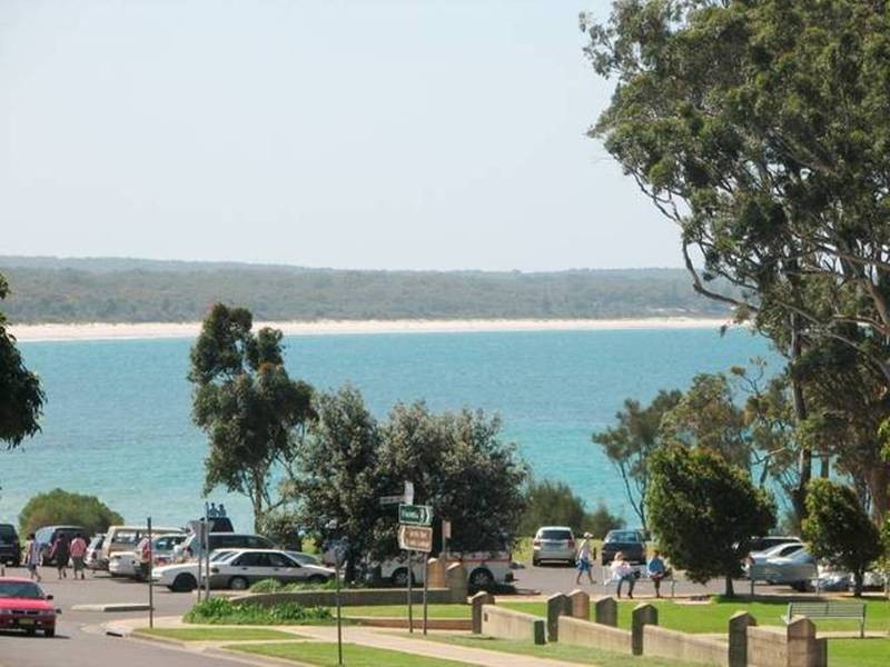 4/13 Hawke Street, Huskisson NSW 2540