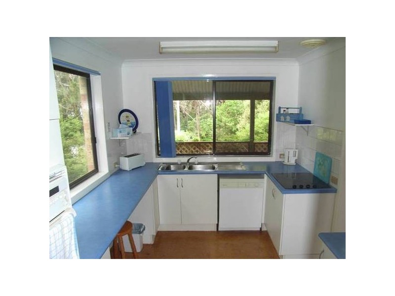 403 Elizabeth Drive, Vincentia NSW 2540