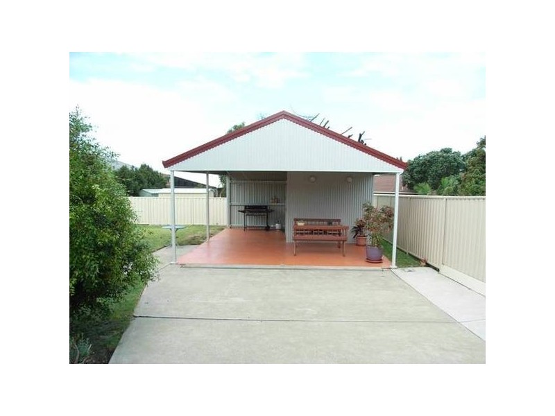 42 Lambs Crescent, Vincentia NSW 2540
