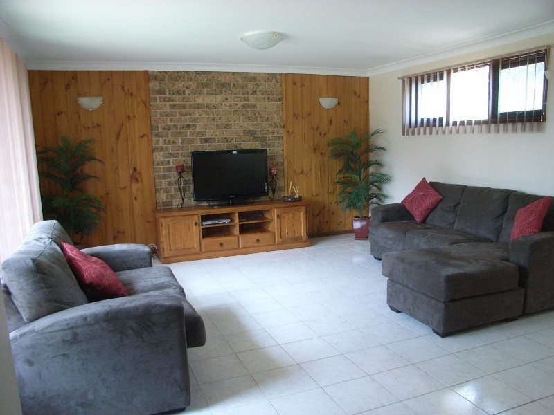 18 Beach Street, Vincentia NSW 2540