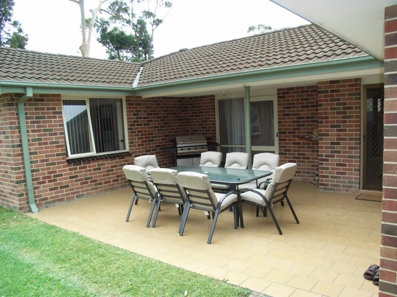18 Beach Street, Vincentia NSW 2540