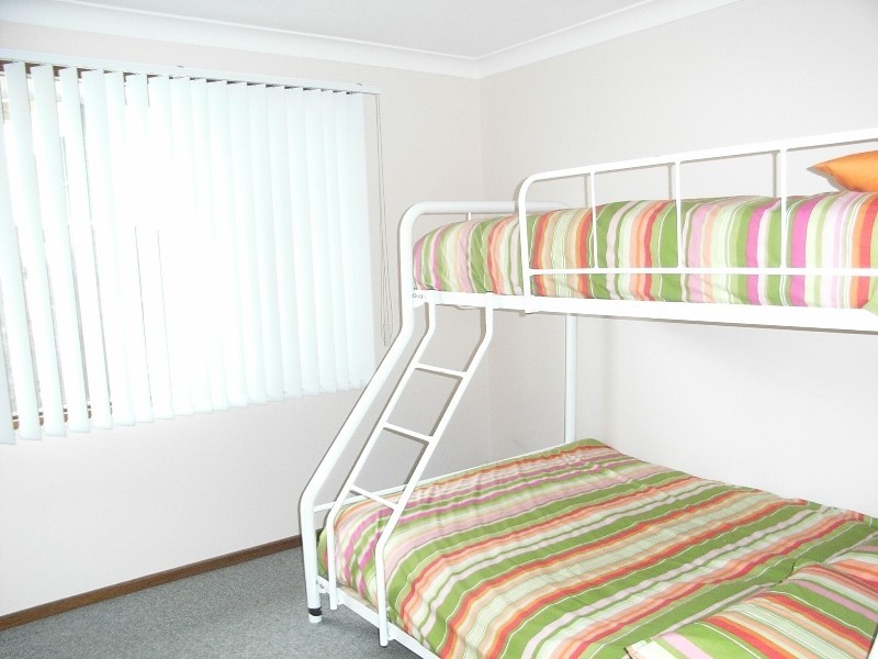 18 Beach Street, Vincentia NSW 2540