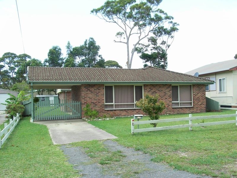 18 Beach Street, Vincentia NSW 2540