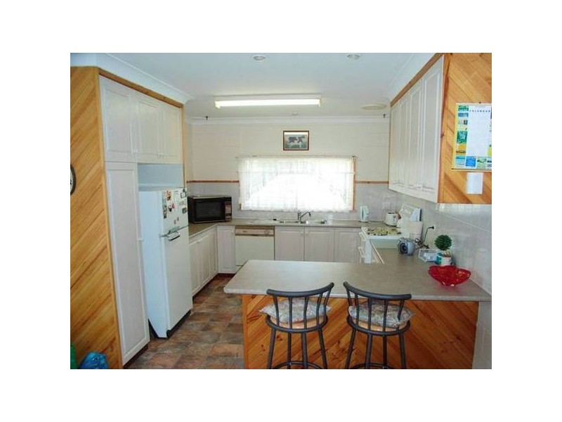 6 Edward Street, Vincentia NSW 2540