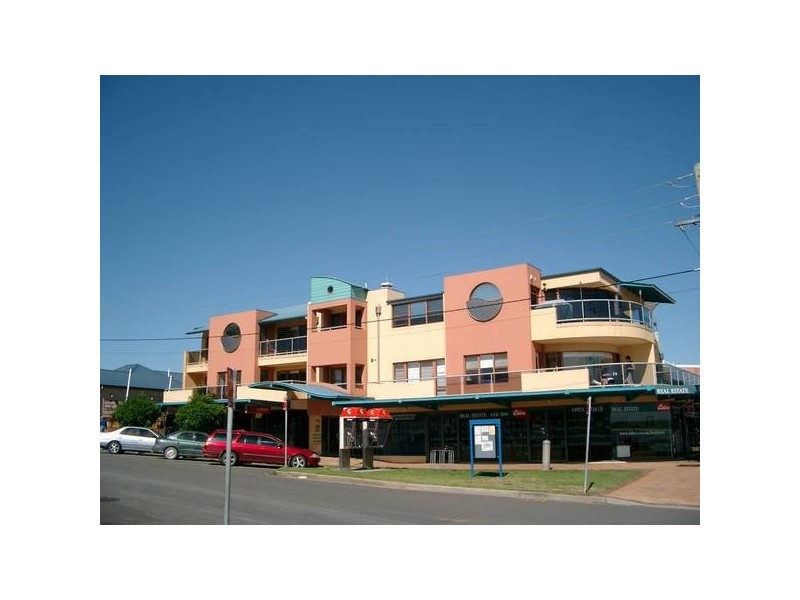 2/62 Owen Street, Huskisson NSW 2540