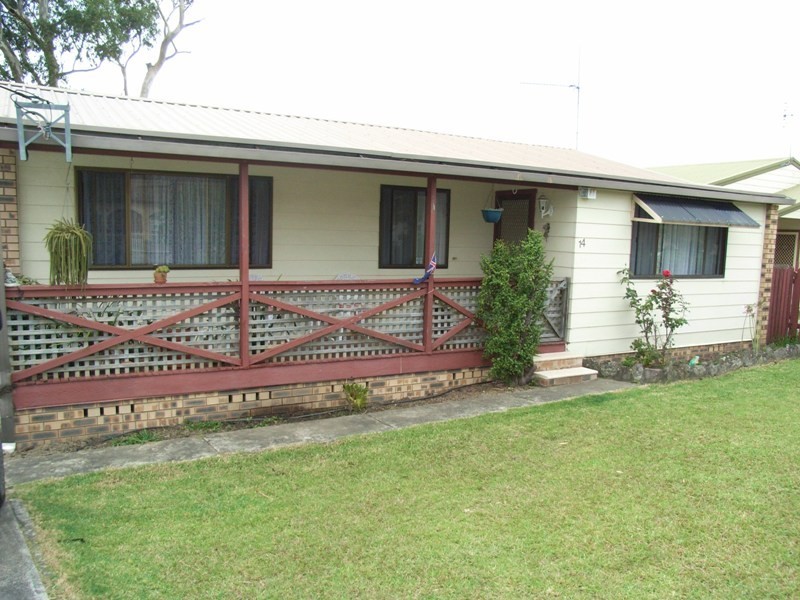 14 Kingsford Smith Crescent, Sanctuary Point NSW 2540