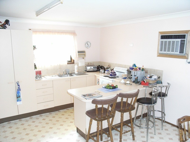 14 Kingsford Smith Crescent, Sanctuary Point NSW 2540