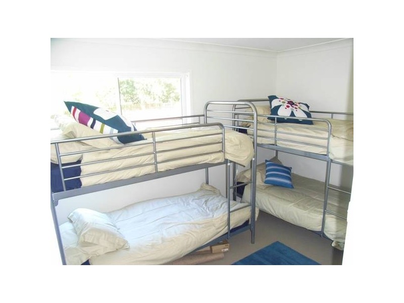 9 Illfracombe Avenue, Vincentia NSW 2540