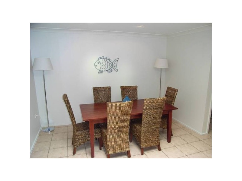 9 Illfracombe Avenue, Vincentia NSW 2540