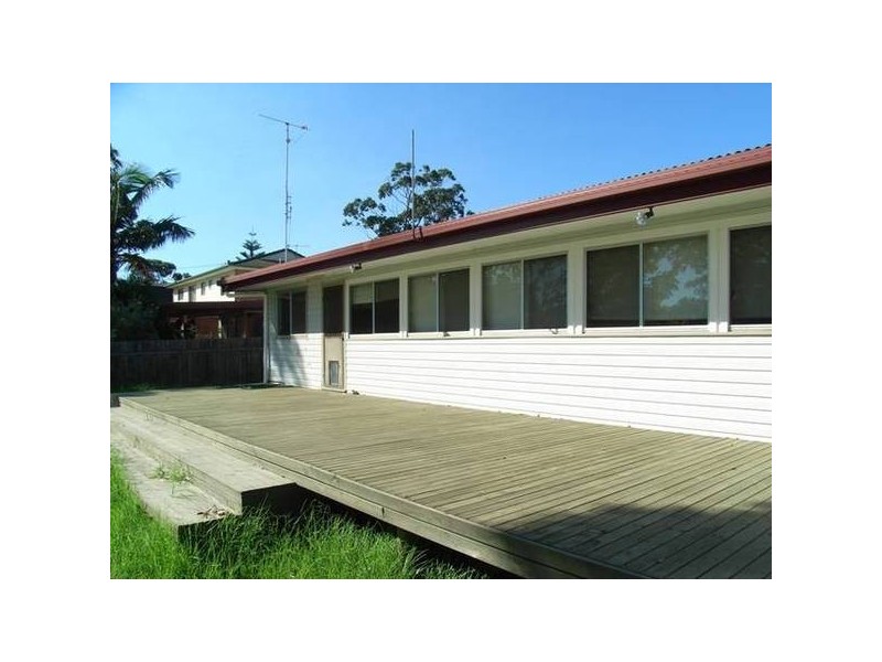 20 Deane Street, St Georges Basin NSW 2540