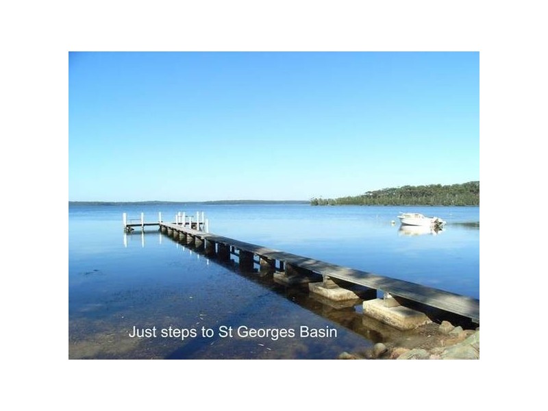 20 Deane Street, St Georges Basin NSW 2540