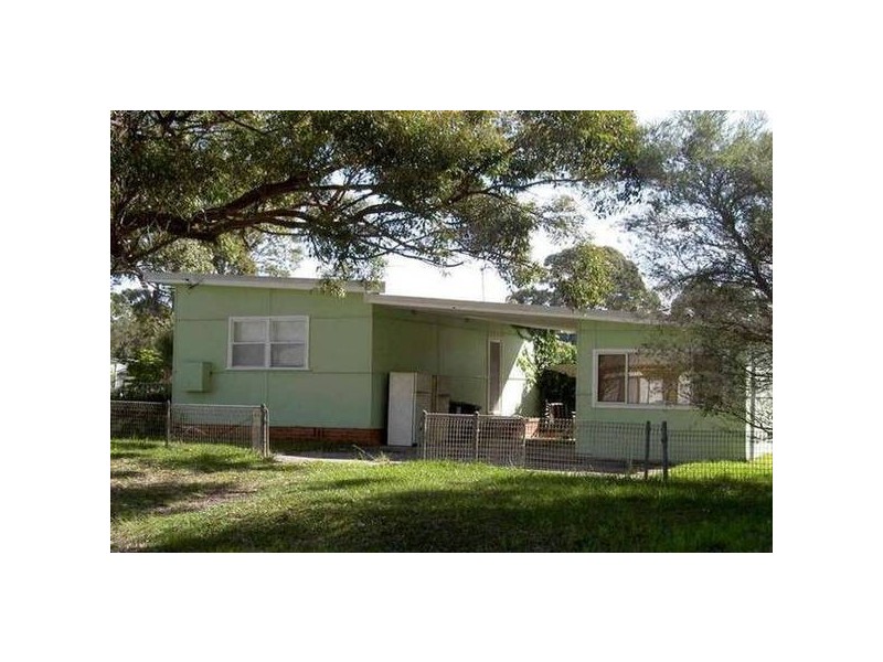13 Clyde Street, Huskisson NSW 2540