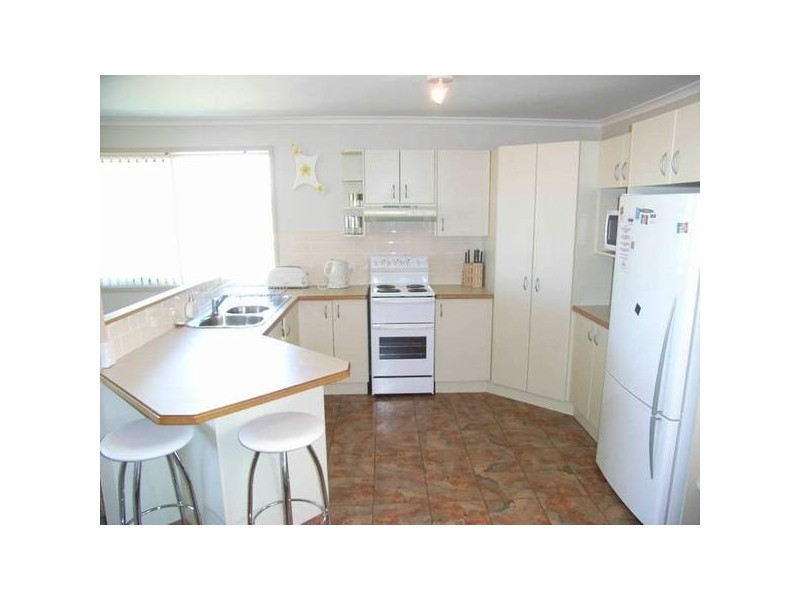 16 Elizabeth Drive, Vincentia NSW 2540