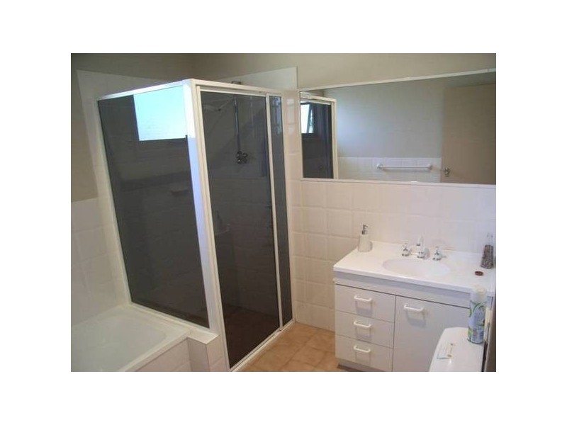 16 Elizabeth Drive, Vincentia NSW 2540