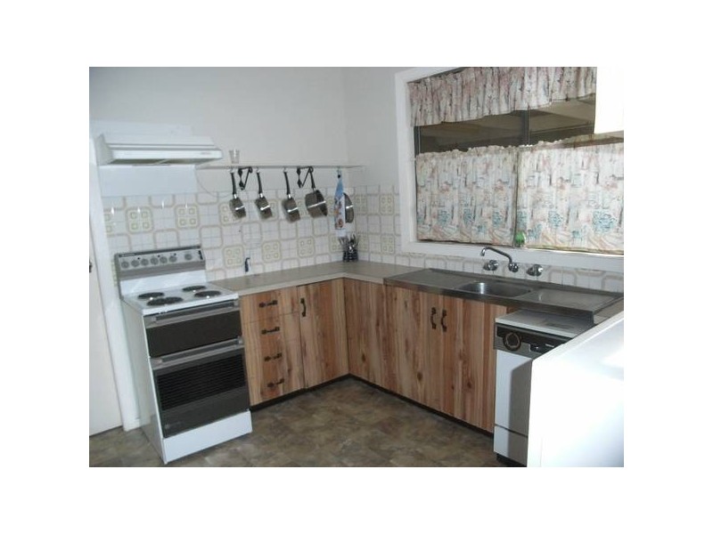 9 Rauch Close, St Georges Basin NSW 2540