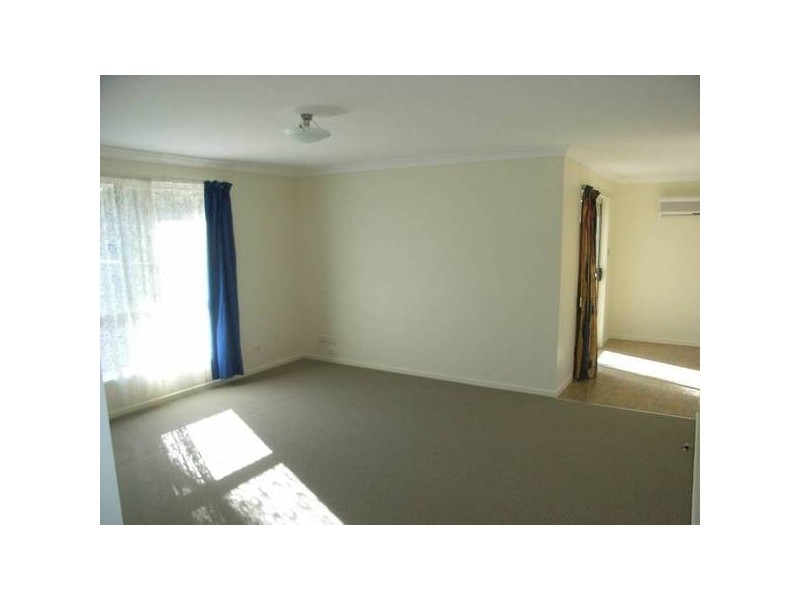 20 Yuroka Crescent, St Georges Basin NSW 2540