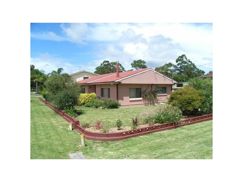 6 Edward Street, Vincentia NSW 2540