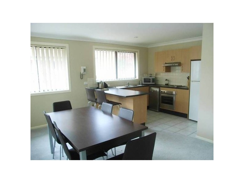 2/36 Duncan Street, Huskisson NSW 2540