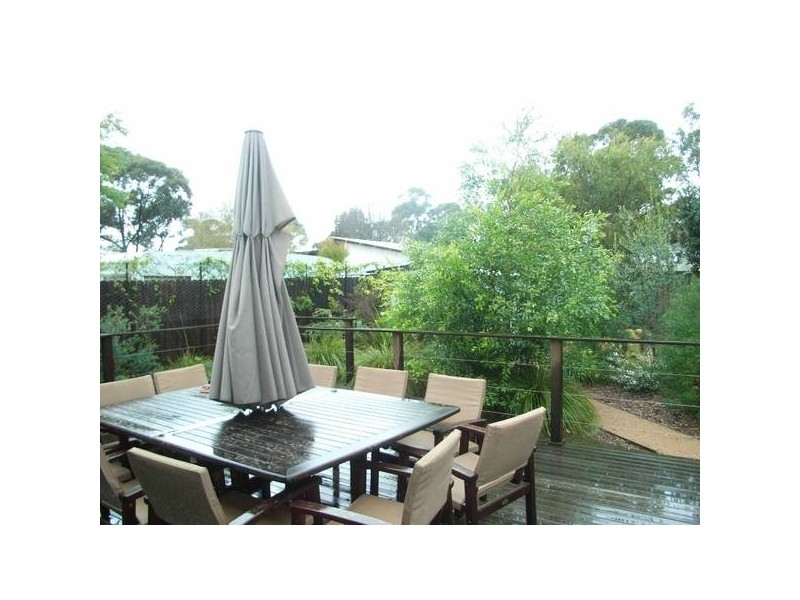 18 Bayswater Street, Huskisson NSW 2540