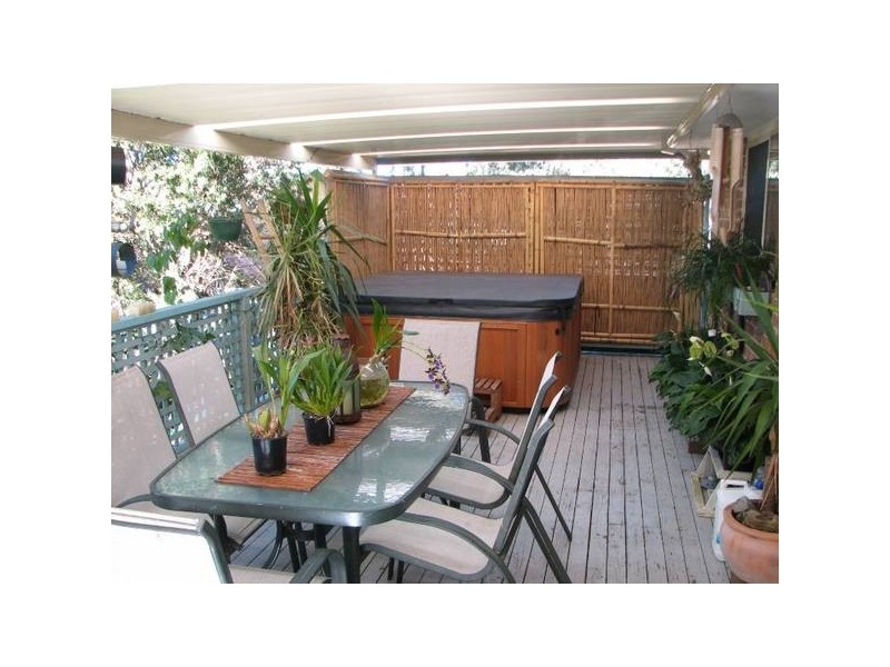 12 Hunt Street, Old Erowal Bay NSW 2540