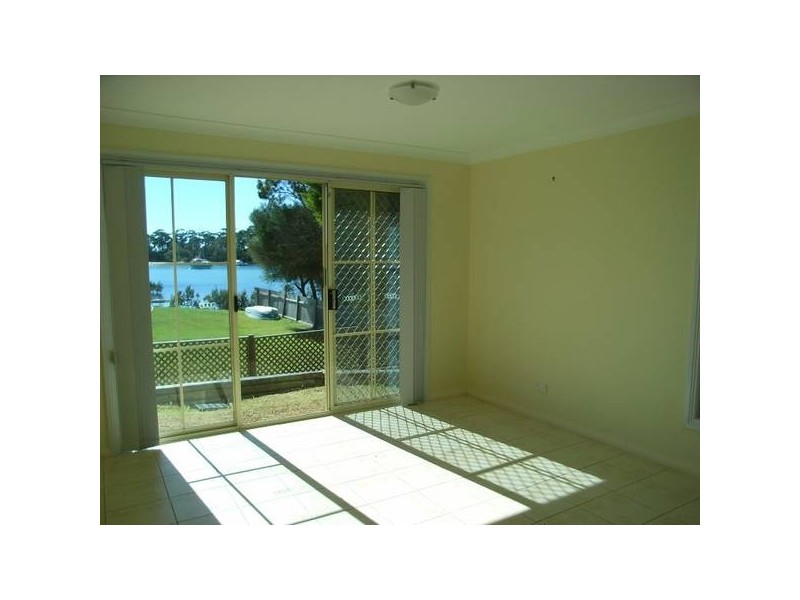 1/15 Wood Crescent, Huskisson NSW 2540