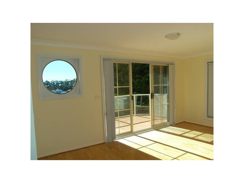 1/15 Wood Crescent, Huskisson NSW 2540