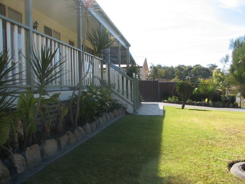 7 Cessna Avenue, Sanctuary Point NSW 2540