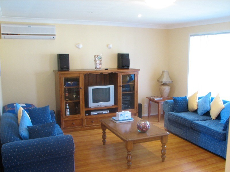 7 Cessna Avenue, Sanctuary Point NSW 2540