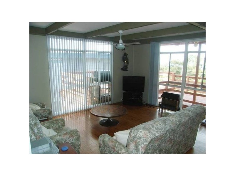 373 Elizabeth Drive, Vincentia NSW 2540