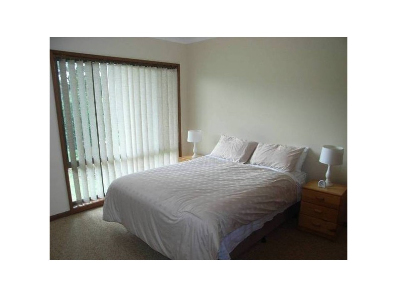 8 Duncan Street, Vincentia NSW 2540