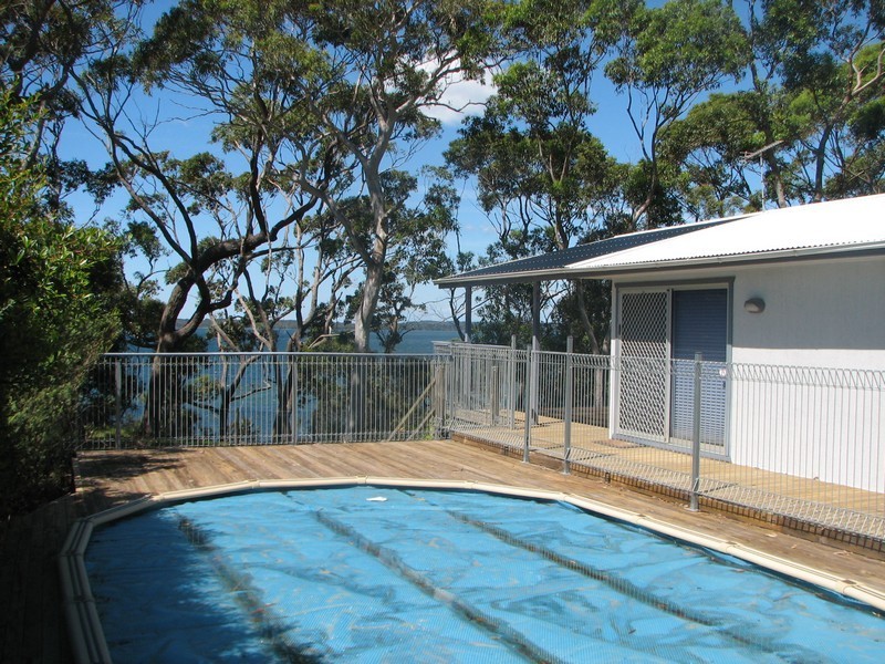 14 Greville Avenue, Sanctuary Point NSW 2540