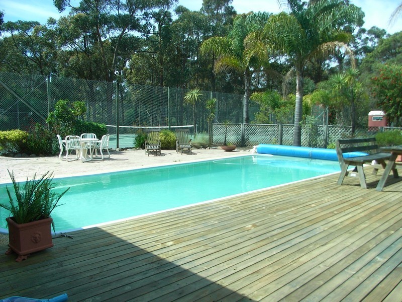 7 Pritchard Avenue, Woollamia NSW 2540