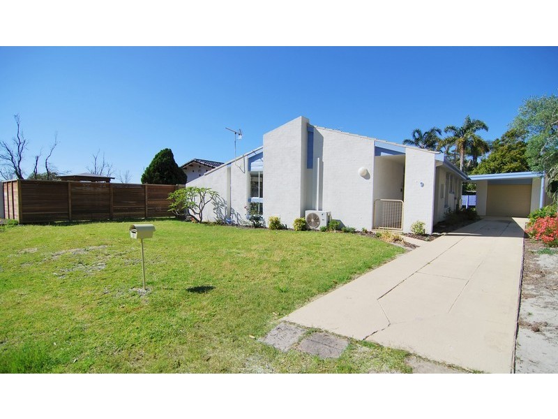 9 Illfracombe Avenue, Vincentia NSW 2540