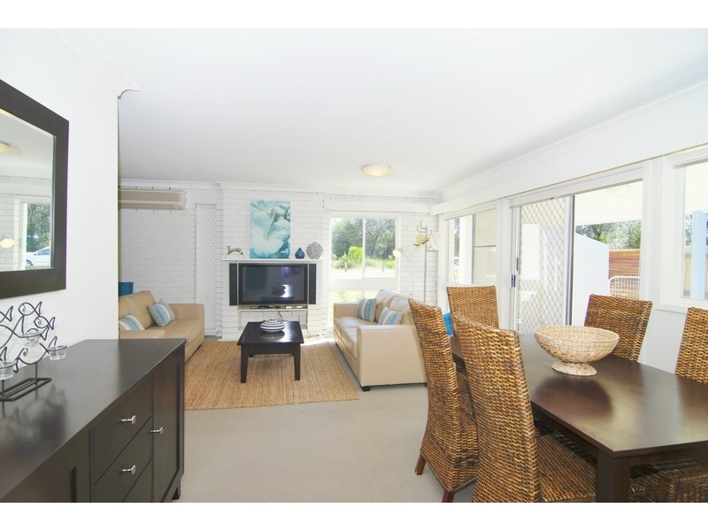 9 Illfracombe Avenue, Vincentia NSW 2540