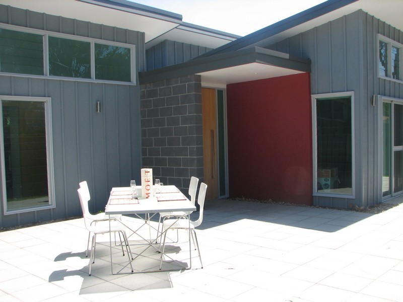 11 High Street, Erowal Bay NSW 2540