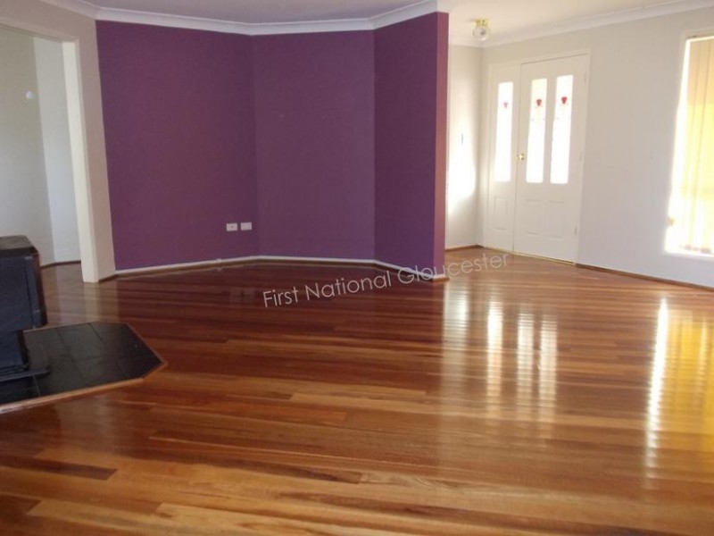 30 Carter Crescent, Gloucester NSW 2422