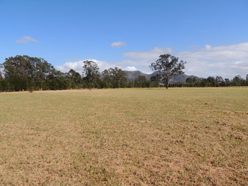 7 Moonlight Circuit, Gloucester NSW 2422