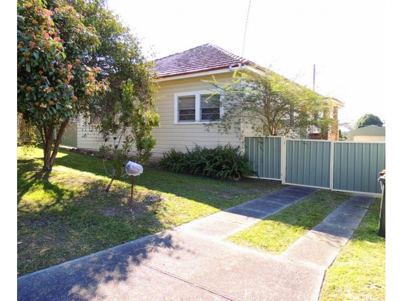 36 Elliot Street, Gloucester NSW 2422