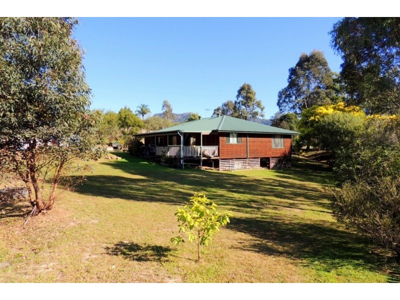 5 Clarke Close, Gloucester NSW 2422